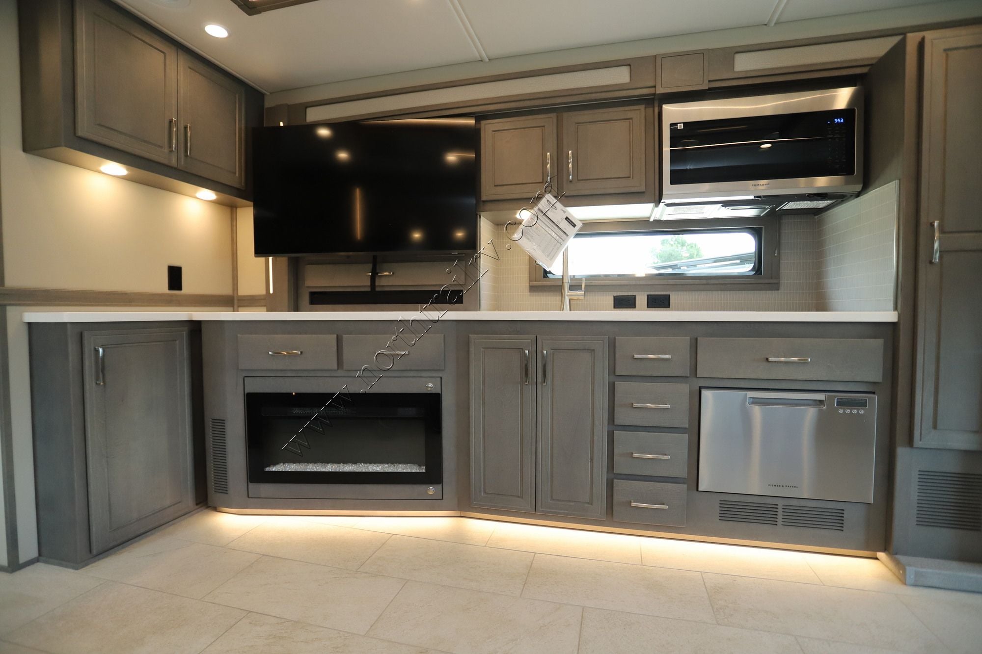 New 2027 Renegade Rv Explorer 42RB Super C  For Sale