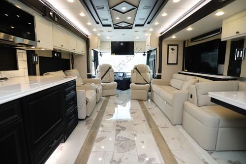 2027 Tiffin Motor Homes Phaeton 40RTH