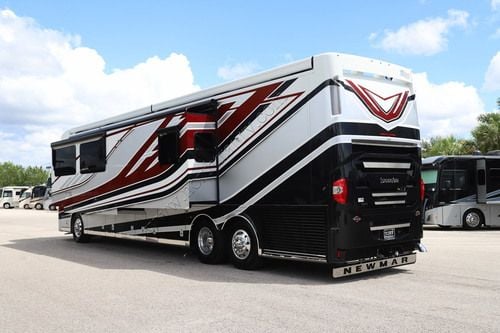2027 Newmar London Aire 4551
