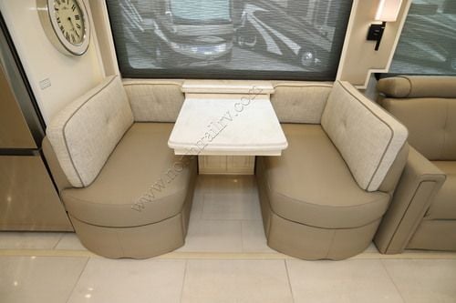 2027 Newmar London Aire 4551