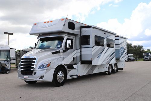2027 Renegade Rv Classic 41CRB Super C
