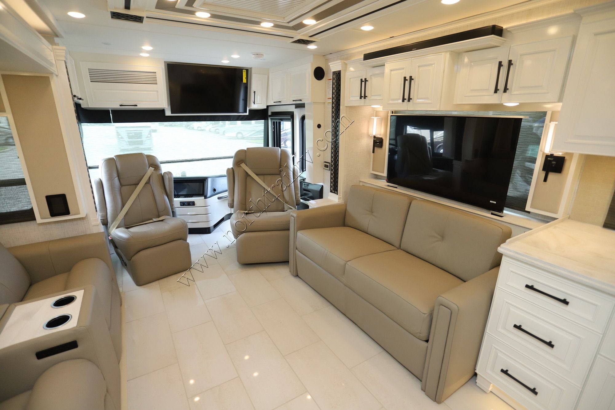 New 2027 Newmar London Aire 4551 Class A  For Sale
