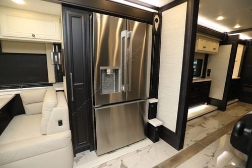 2027 Tiffin Motor Homes Phaeton 40RTH