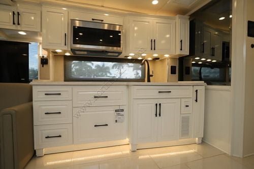 2027 Newmar London Aire 4551