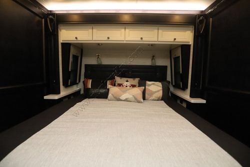 2027 Tiffin Motor Homes Phaeton 40RTH
