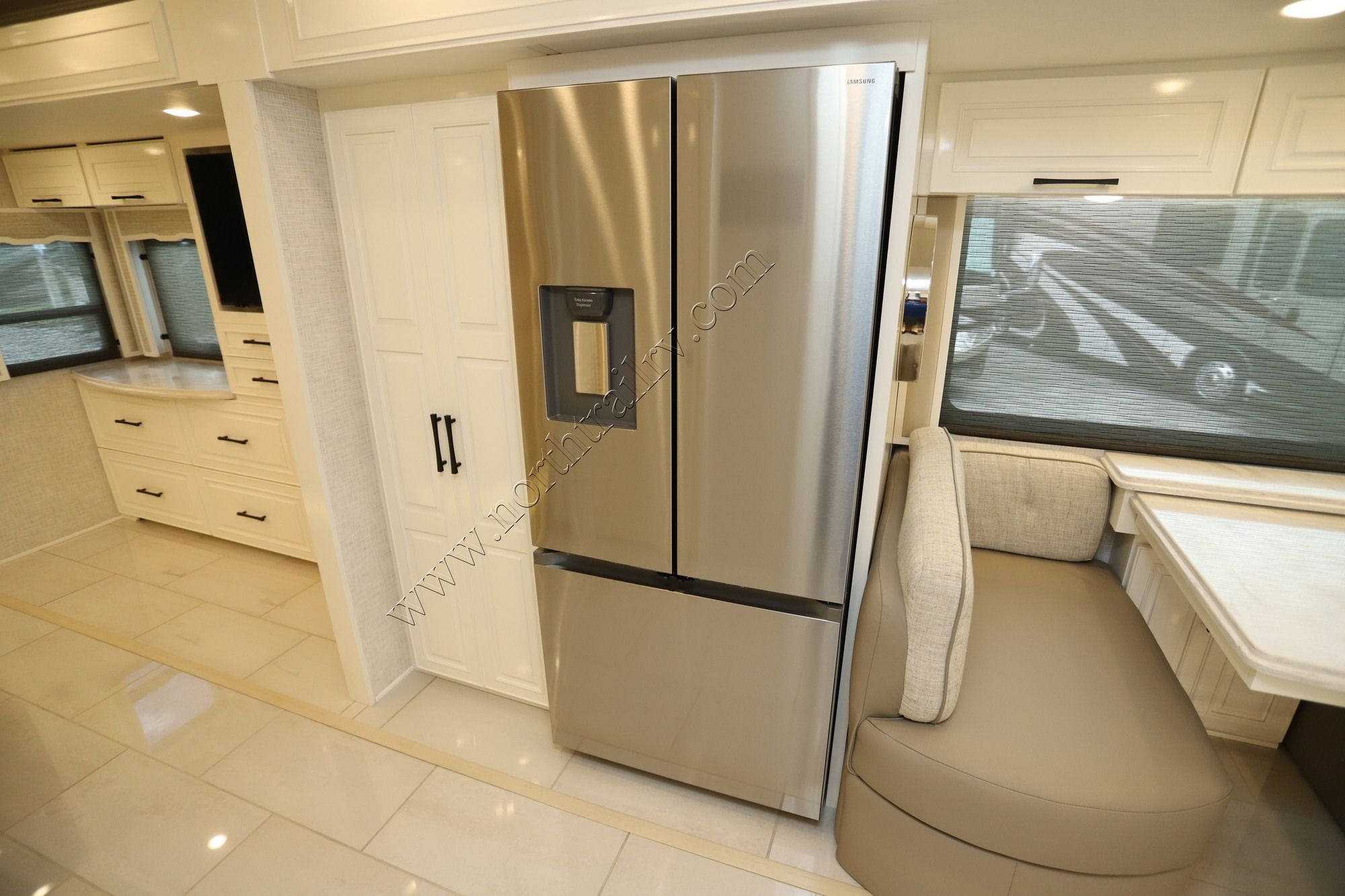 New 2027 Newmar London Aire 4551 Class A  For Sale