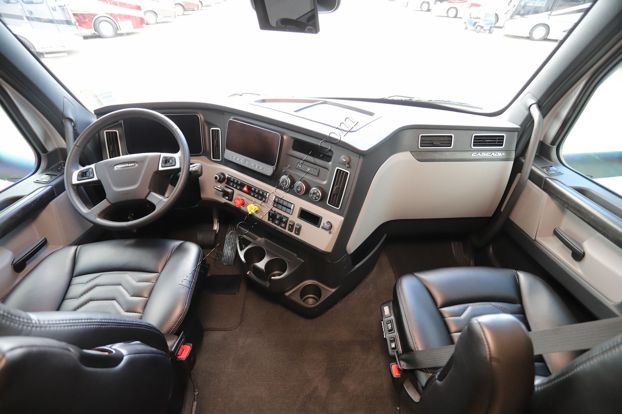 New 2027 Renegade Rv Classic 41CRB Super C  For Sale