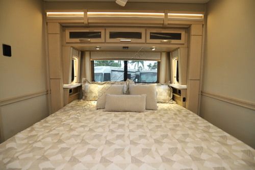 2027 Renegade Rv Classic 41CRB Super C