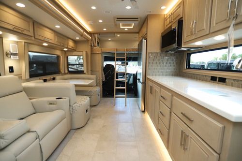 2027 Renegade Rv Classic 41CRB Super C