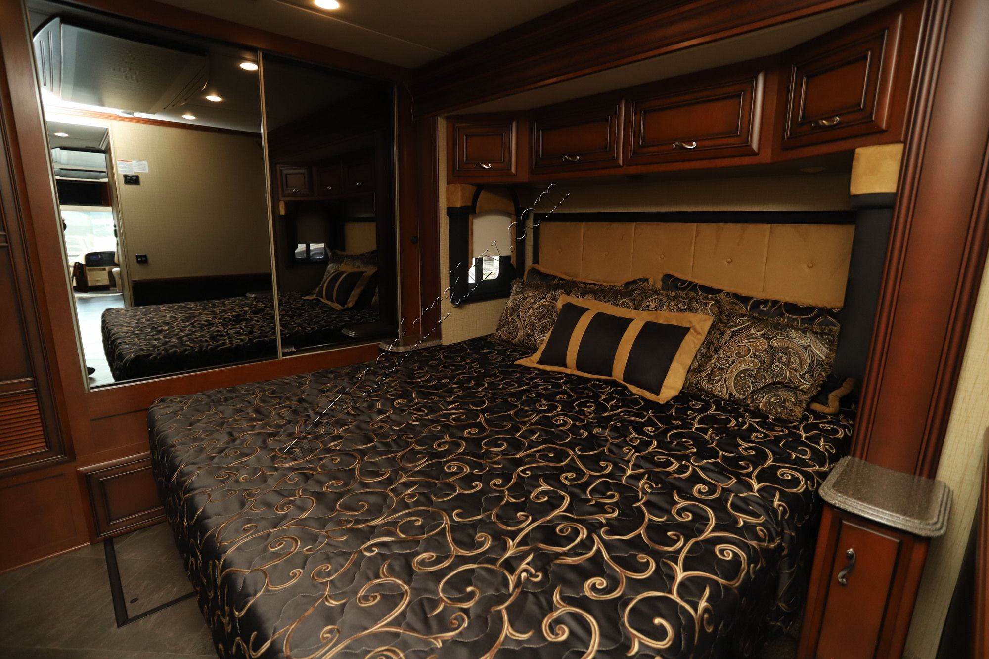 Used 2014 Newmar Ventana Le 3850 Class A  For Sale
