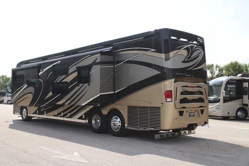 2020 Newmar Mountain Aire 4535