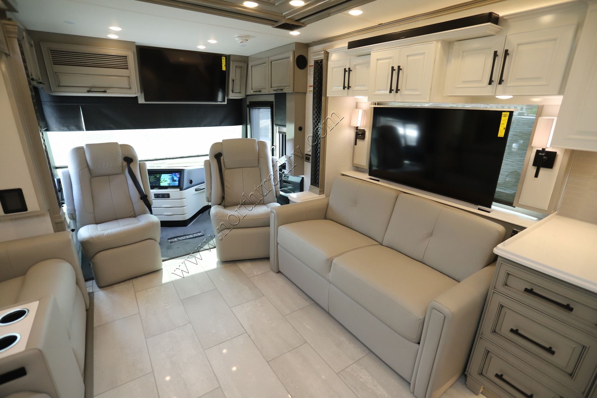New 2027 Newmar London Aire 4551 Class A  For Sale