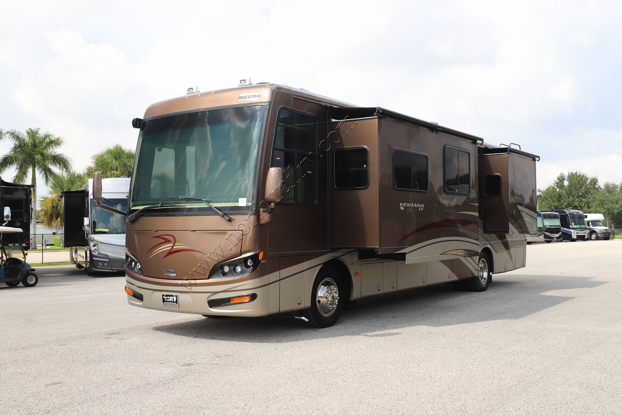 Used 2014 Newmar Ventana Le 3850 Class A  For Sale