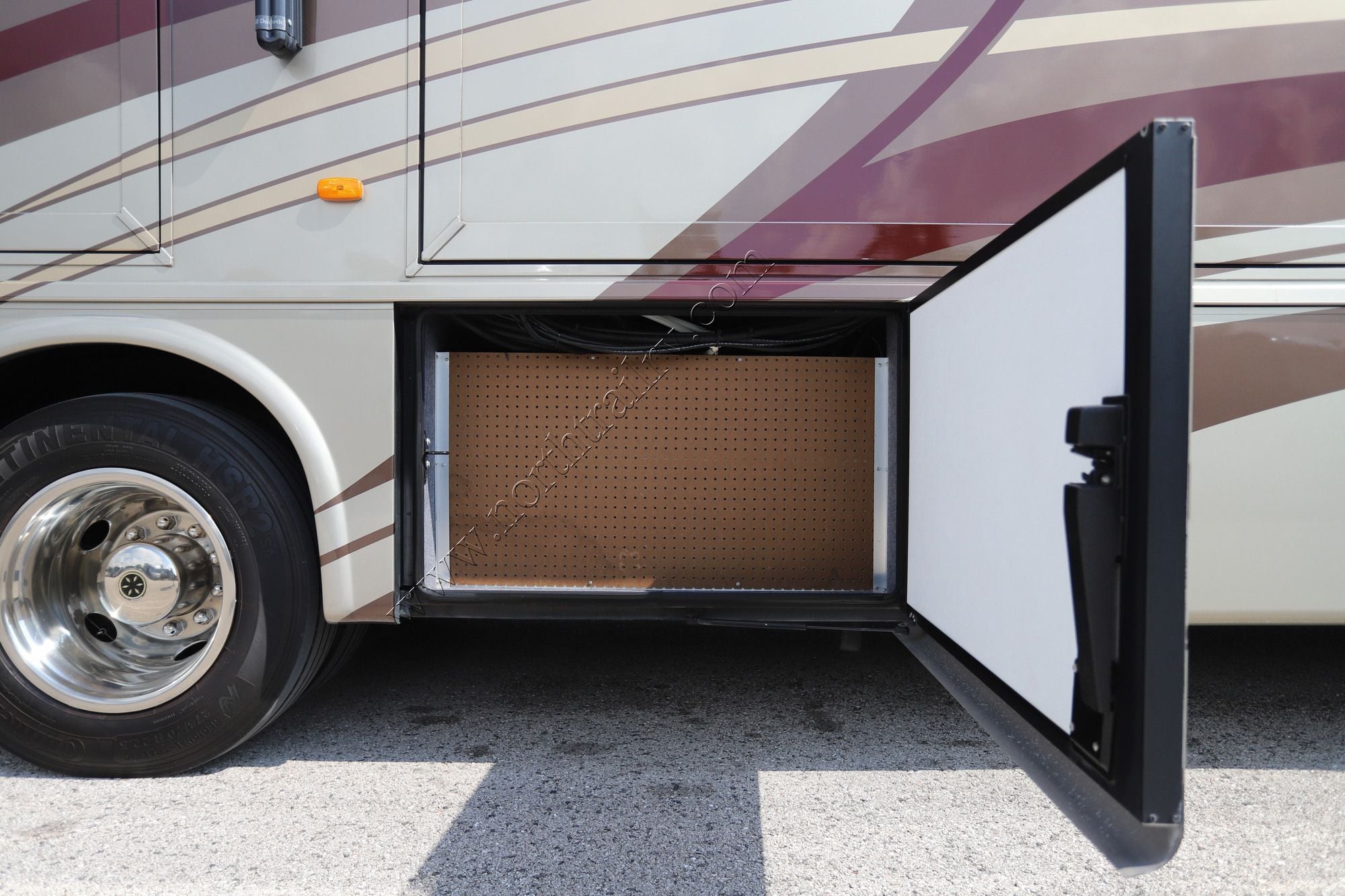 Used 2014 Newmar Ventana Le 3850 Class A  For Sale