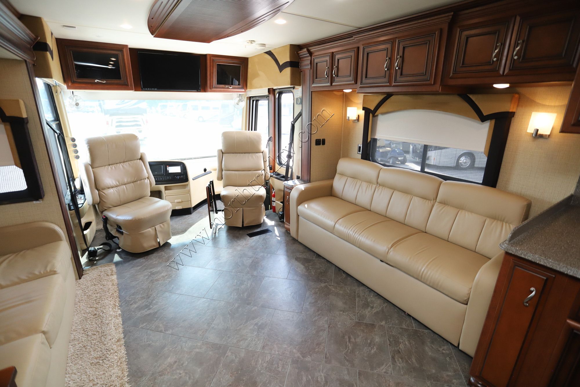 Used 2014 Newmar Ventana Le 3850 Class A  For Sale