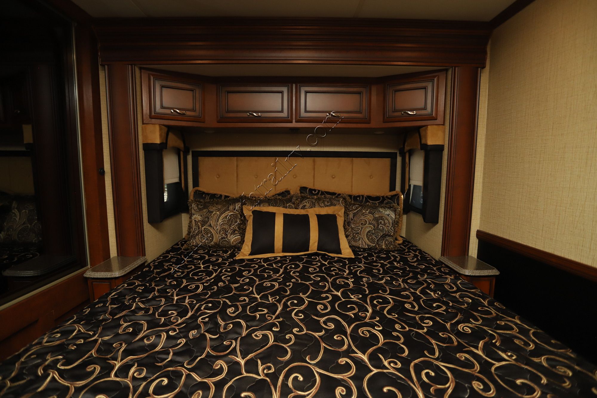 Used 2014 Newmar Ventana Le 3850 Class A  For Sale