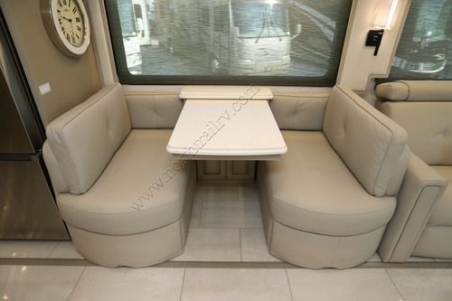 2027 Newmar London Aire 4551