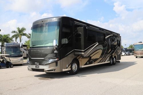 2020 Newmar Mountain Aire 4535