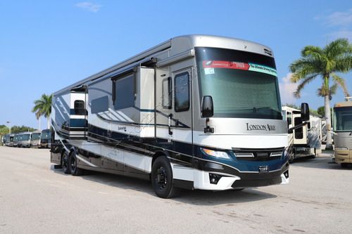 2027 Newmar London Aire 4551