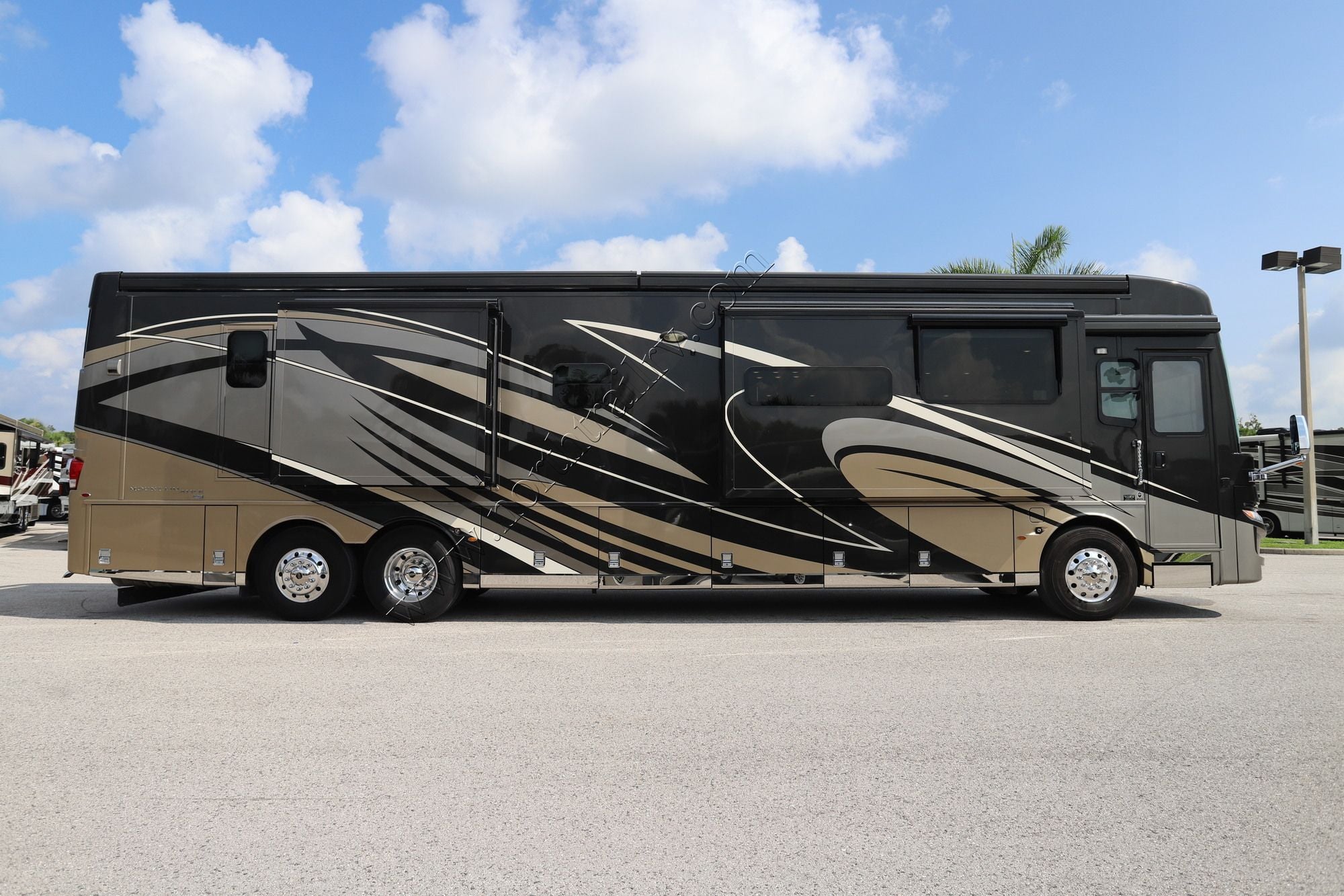 Used 2020 Newmar Mountain Aire 4535 Class A  For Sale