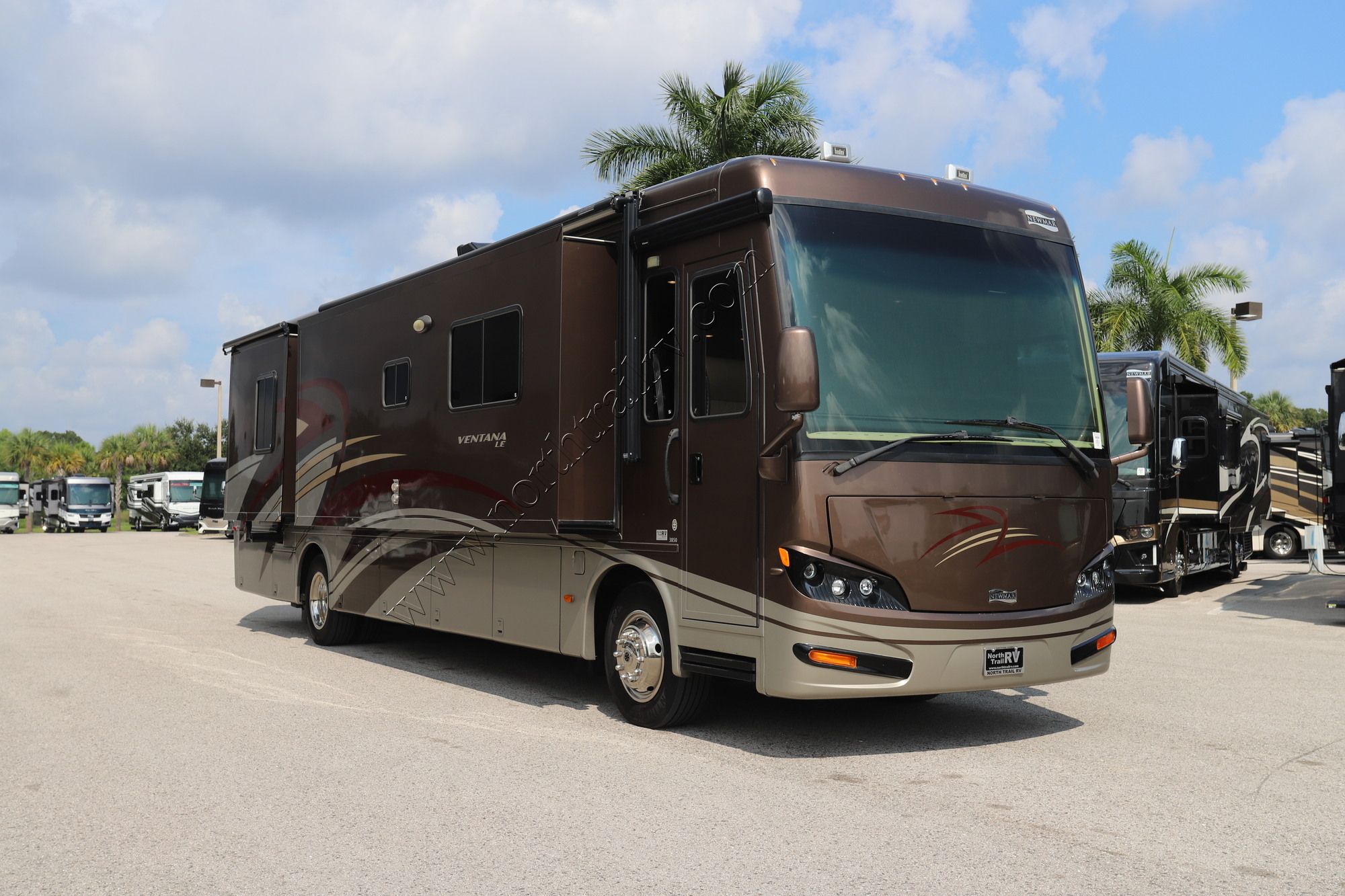 Used 2014 Newmar Ventana Le 3850 Class A  For Sale