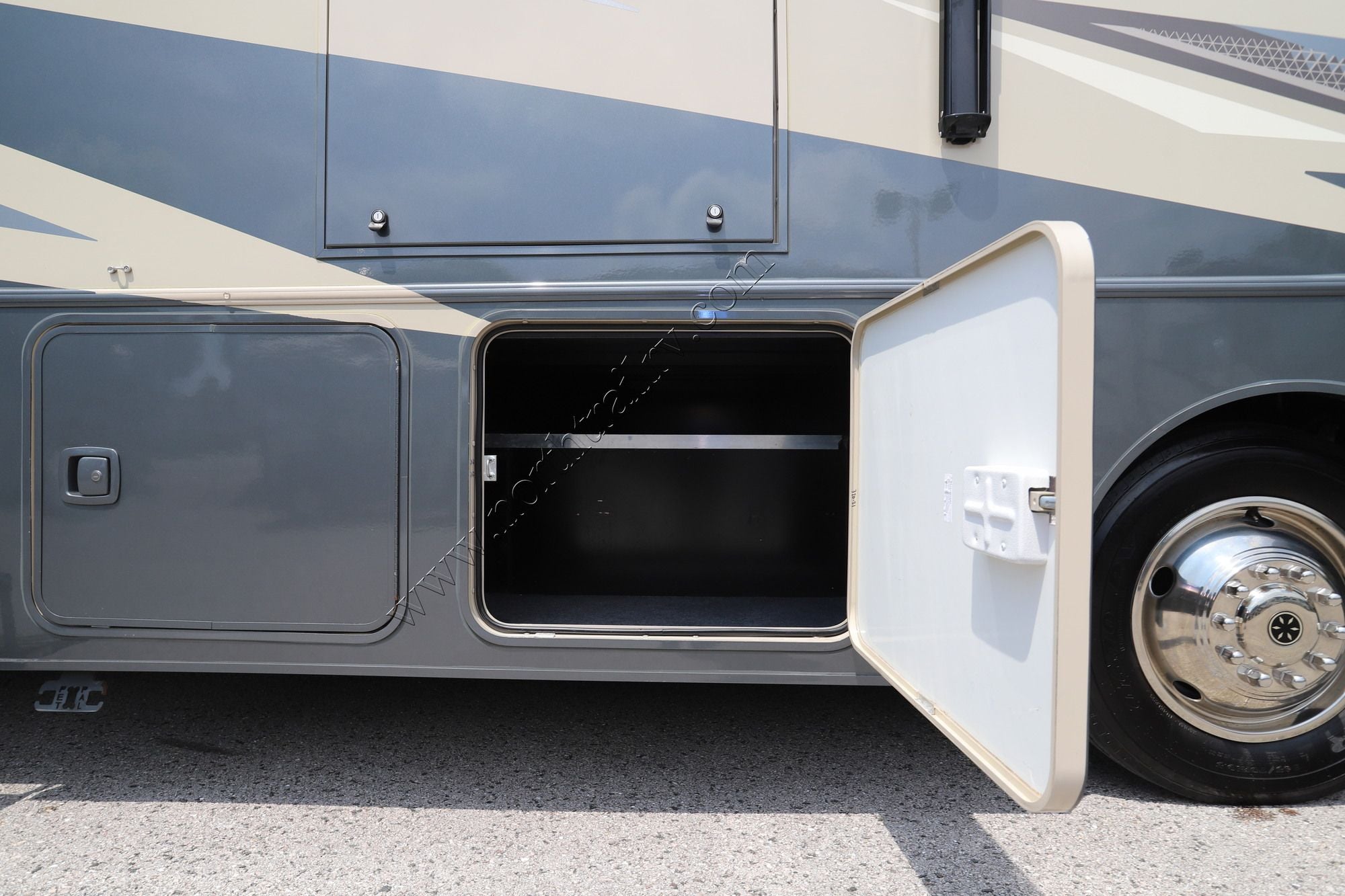 Used 2021 Winnebago Vista 31B Class A  For Sale