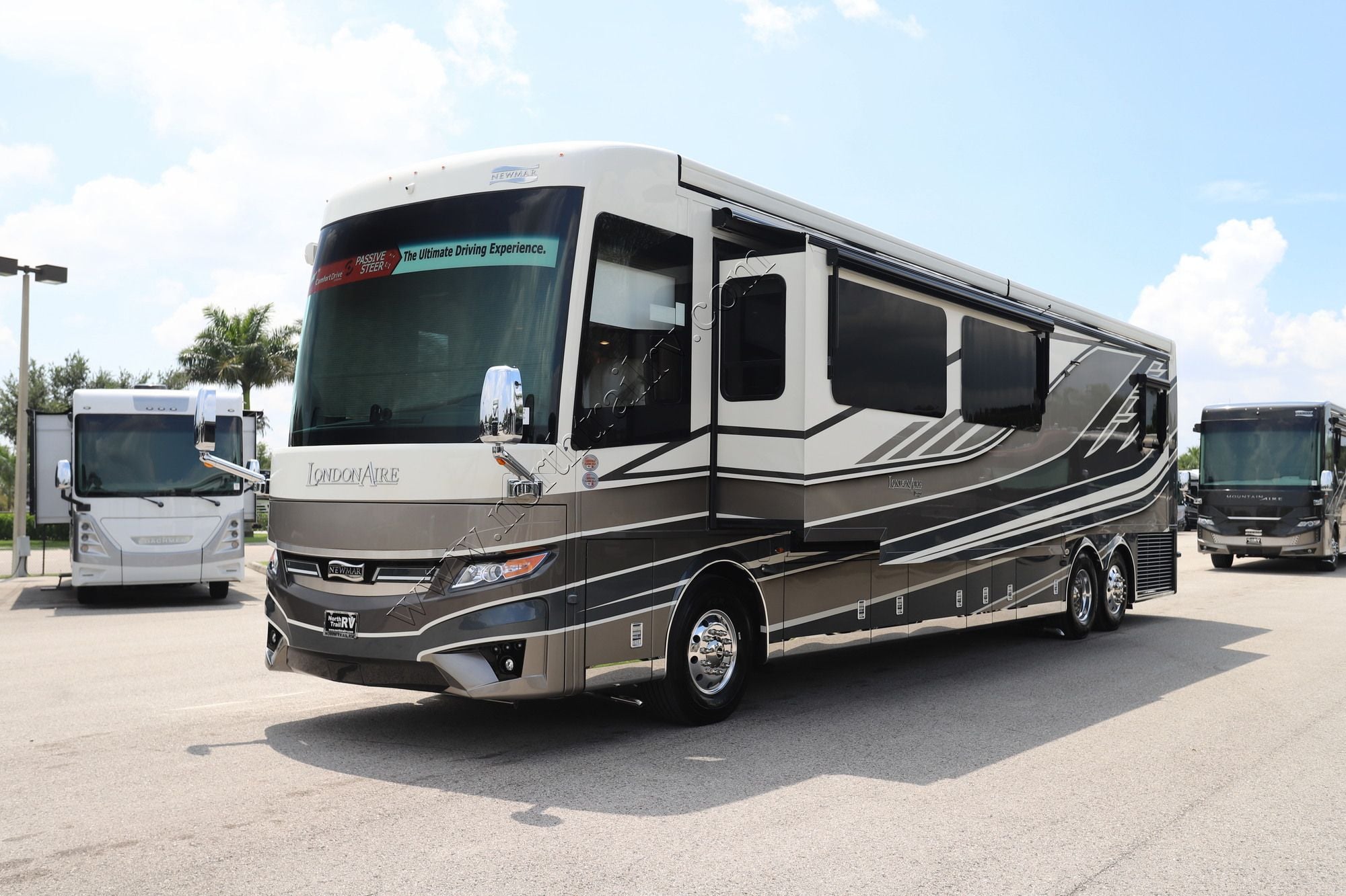 New 2027 Newmar London Aire 4551 Class A  For Sale