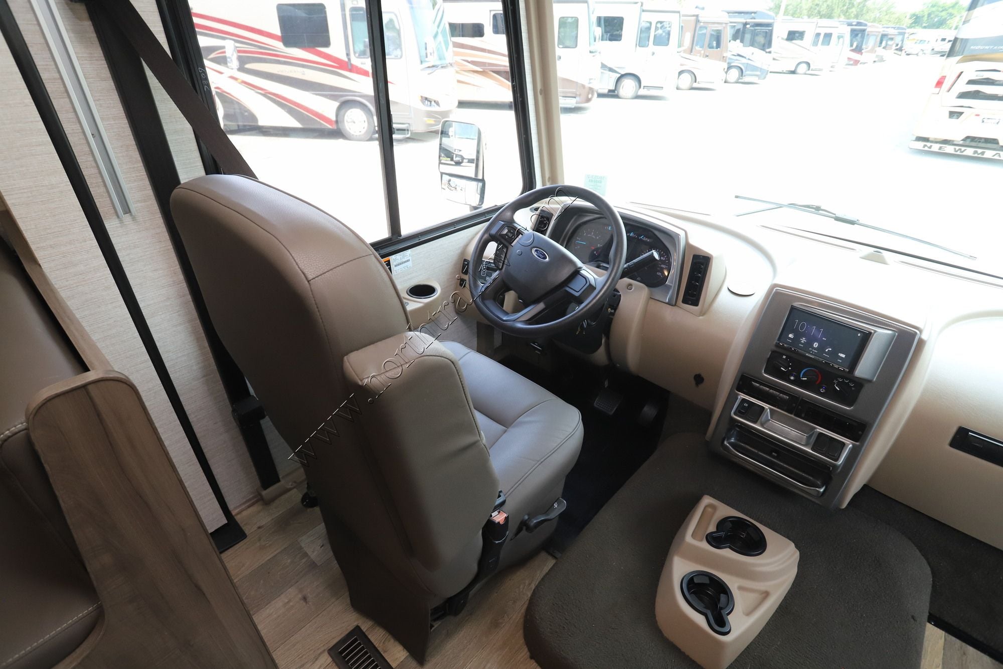 Used 2021 Winnebago Vista 31B Class A  For Sale