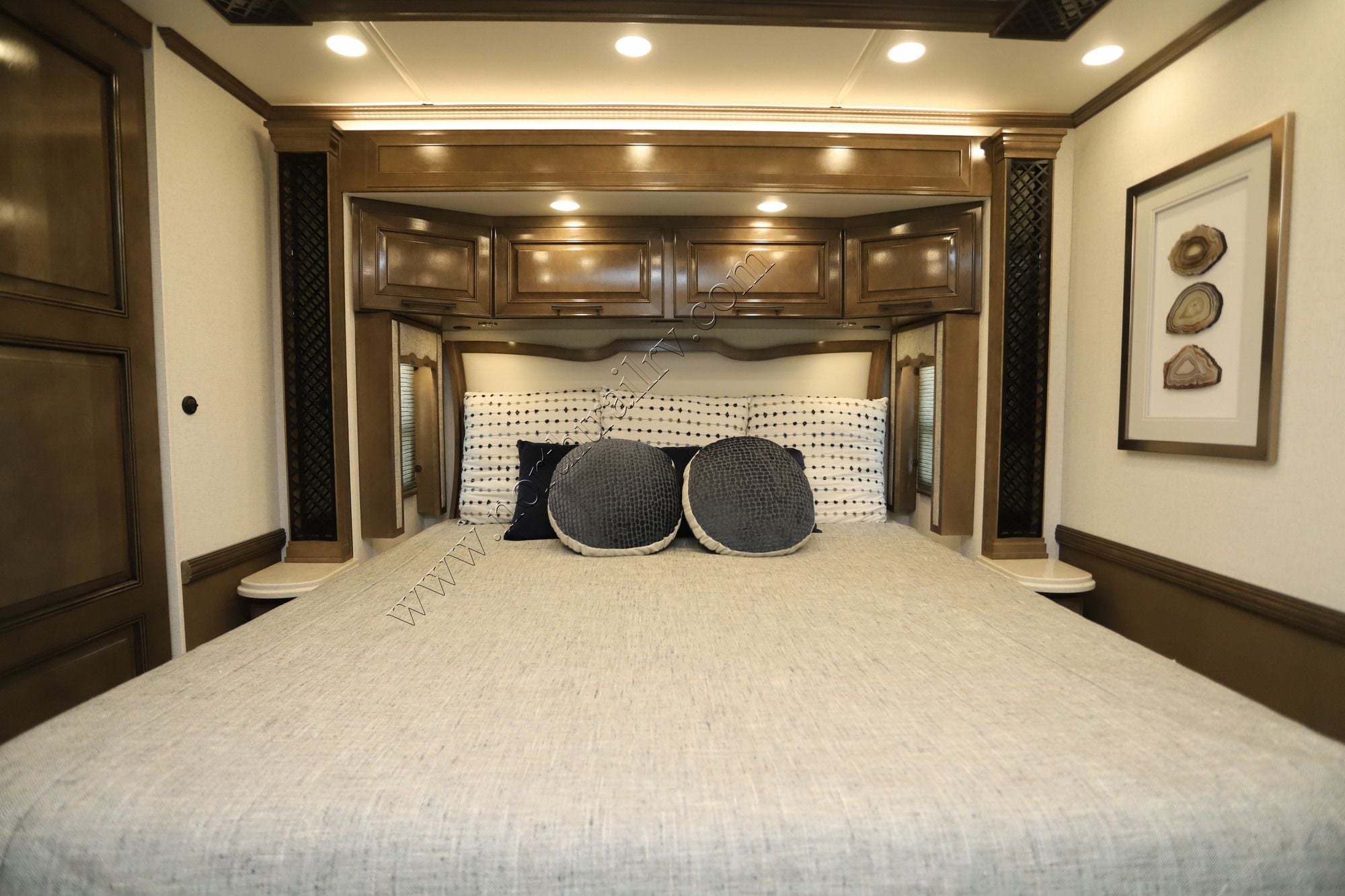 New 2027 Newmar London Aire 4551 Class A  For Sale