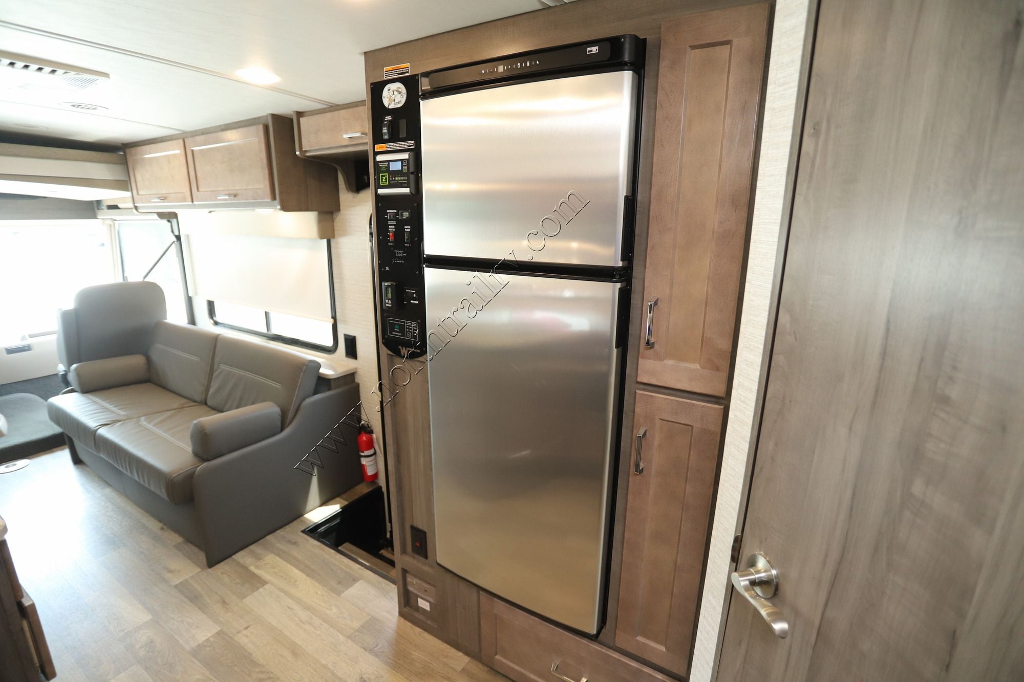 Used 2021 Winnebago Vista 31B Class A  For Sale
