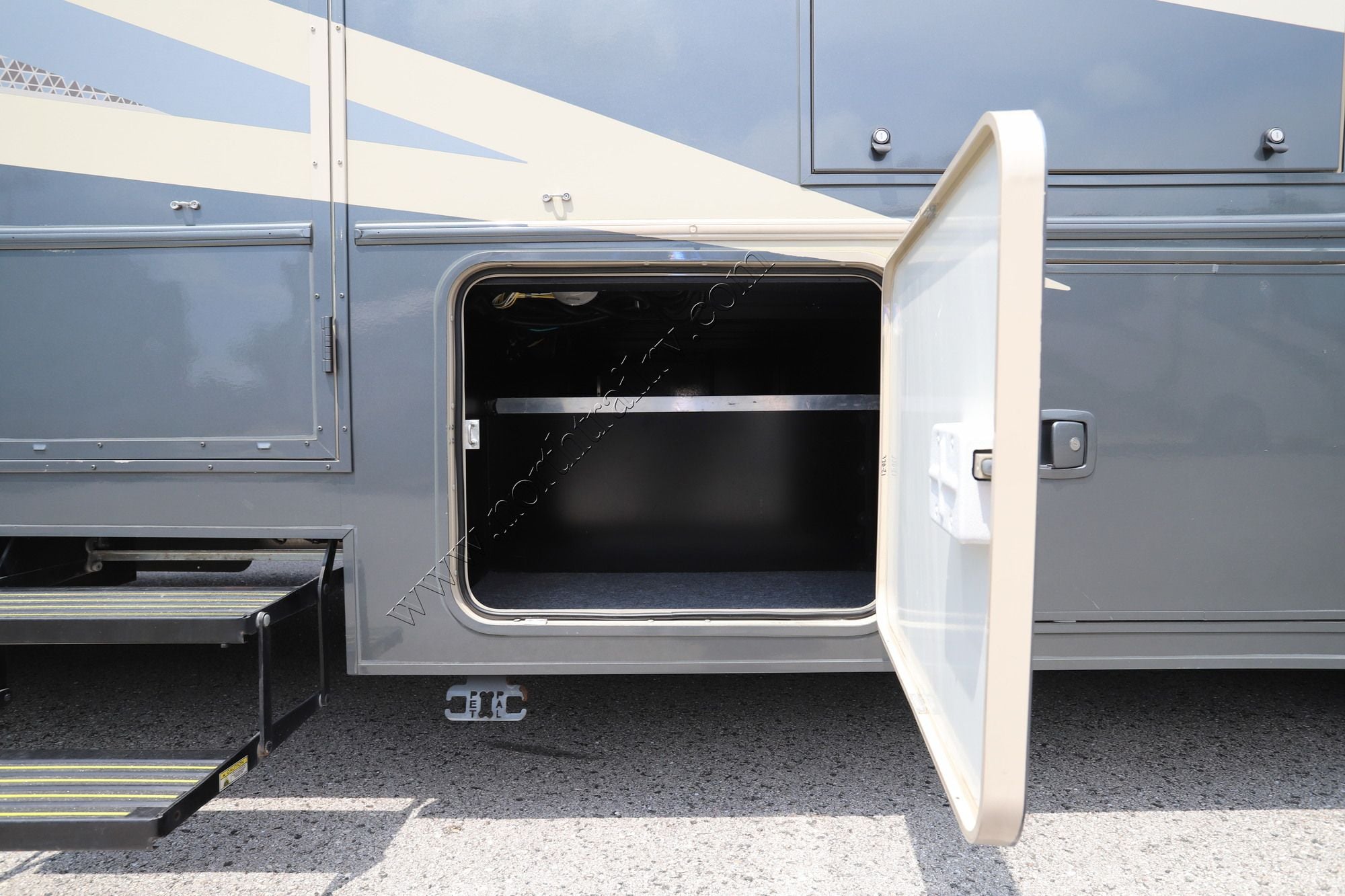 Used 2021 Winnebago Vista 31B Class A  For Sale