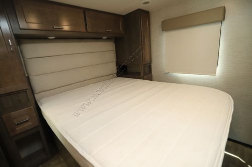 2021 Winnebago Vista 31B