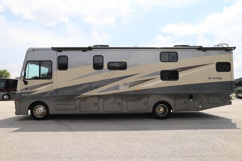 2021 Winnebago Vista 31B