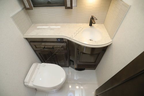 2027 Newmar London Aire 4551
