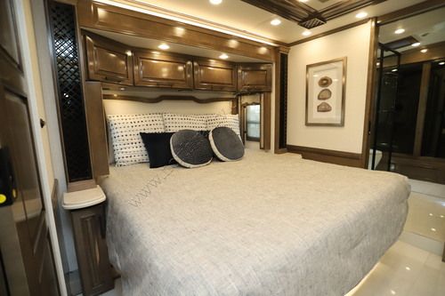 2027 Newmar London Aire 4551