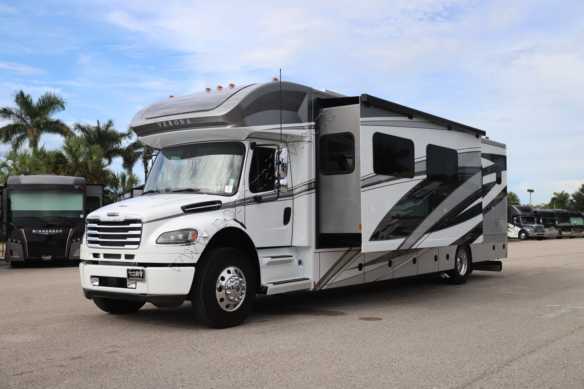 New 2027 Renegade Rv Verona 40VTR Super C  For Sale
