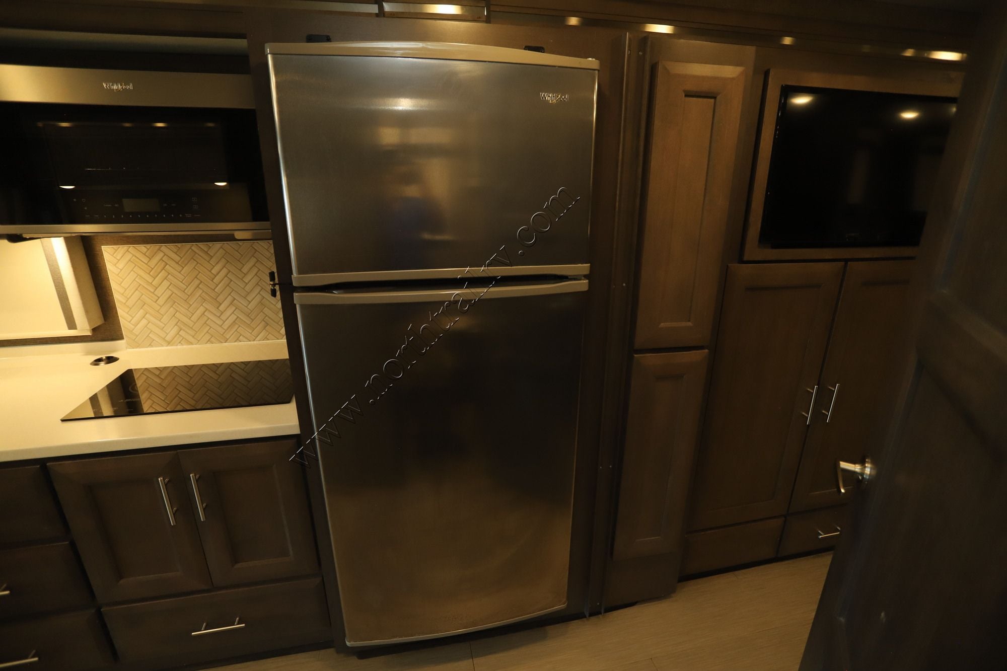 Used 2022 Thor Palazzo 37.5 Class A  For Sale
