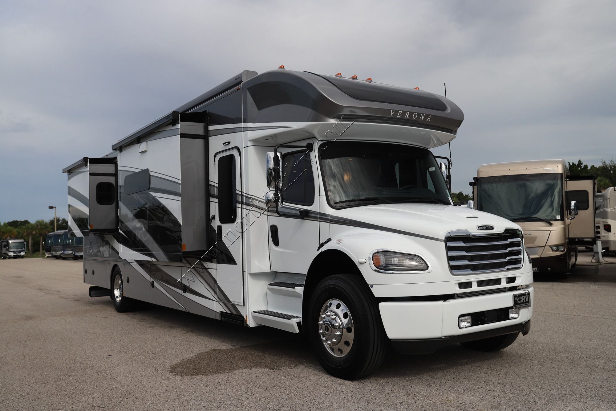 New 2027 Renegade Rv Verona 40VTR Super C  For Sale