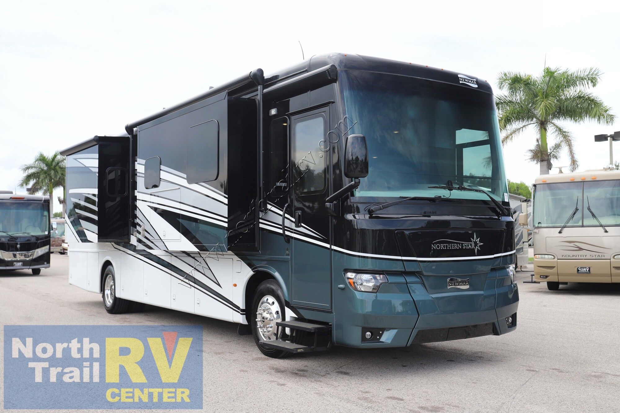 Used 2025 Newmar Northern Star 3709 Class A  For Sale