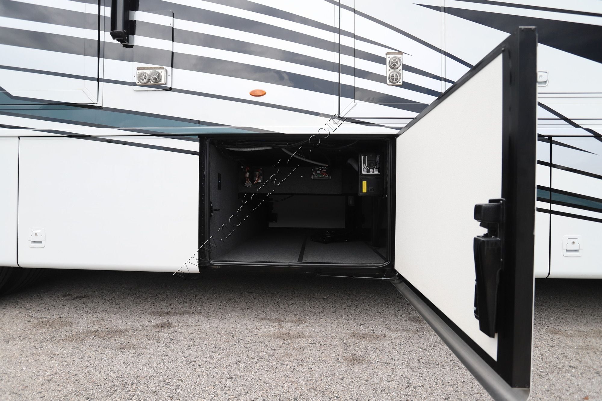 Used 2025 Newmar Northern Star 3709 Class A  For Sale