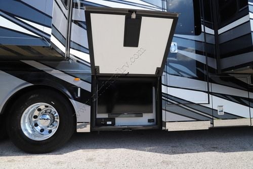 2025 Newmar Supreme Aire 4051