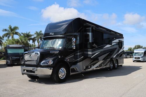 2025 Newmar Supreme Aire 4051