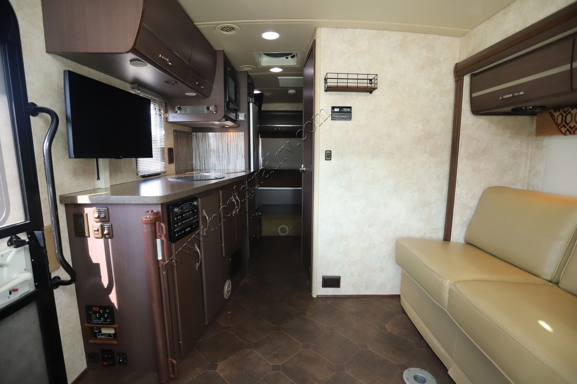 Used 2012 Winnebago View Profile 24G Class C  For Sale
