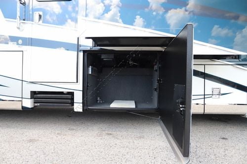 2027 Newmar Supreme Aire 3827