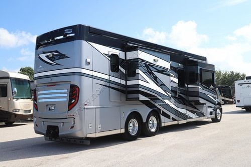 2025 Newmar Supreme Aire 4051