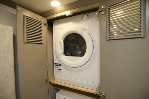 2025 Newmar Supreme Aire 4051