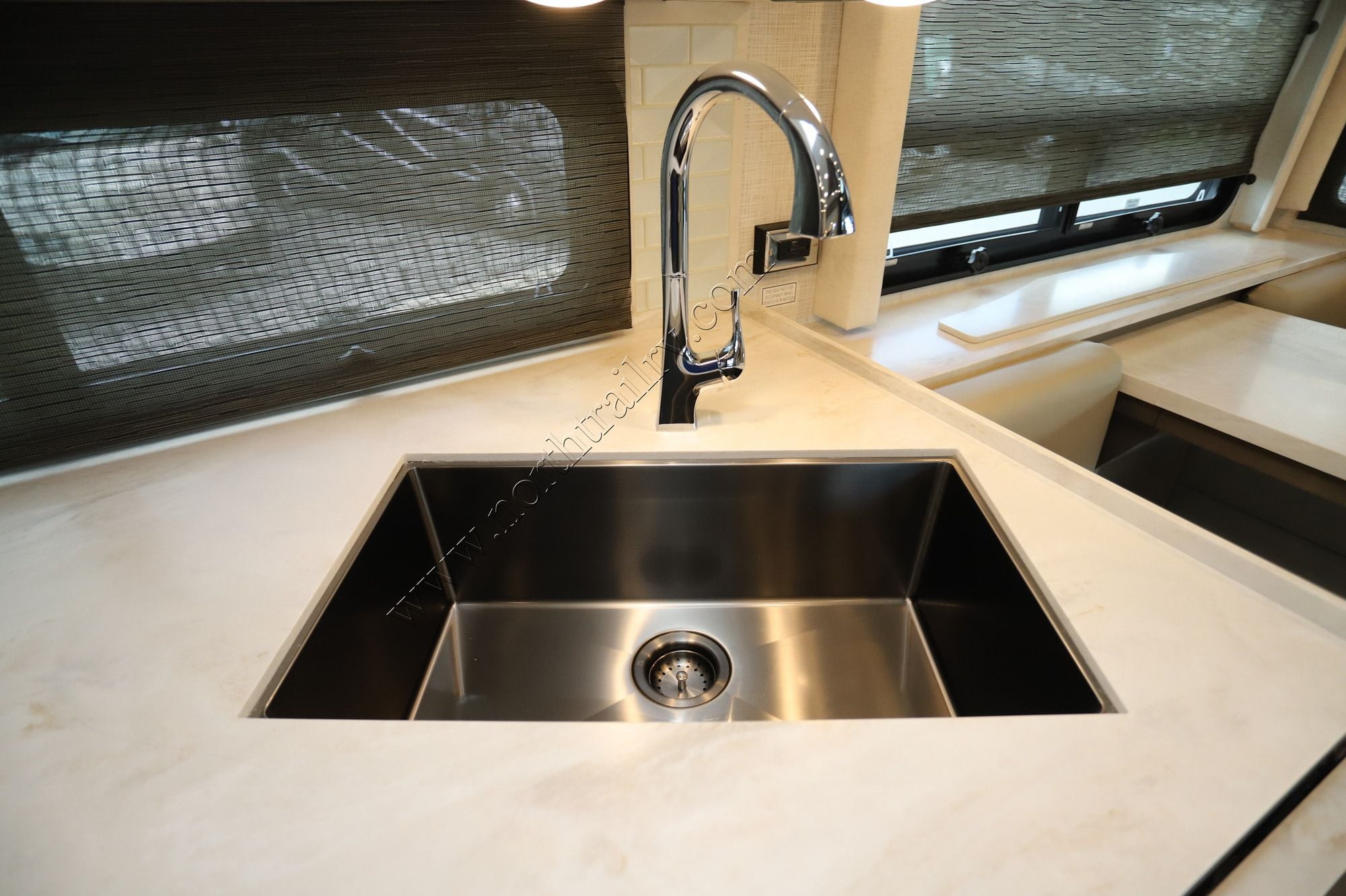 New 2027 Newmar Supreme Aire 3827 Super C  For Sale