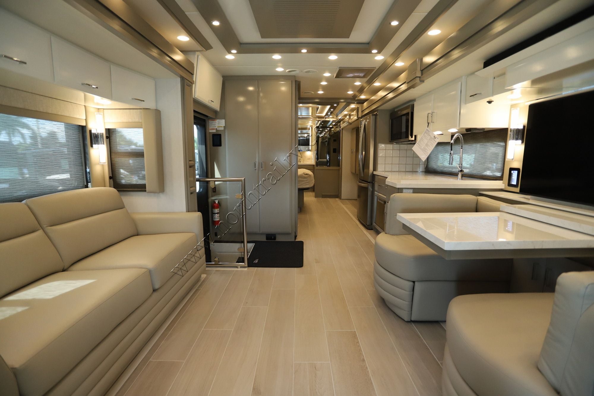 Used 2025 Newmar Supreme Aire 4051 Super C  For Sale