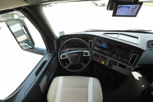 2027 Newmar Supreme Aire 3827