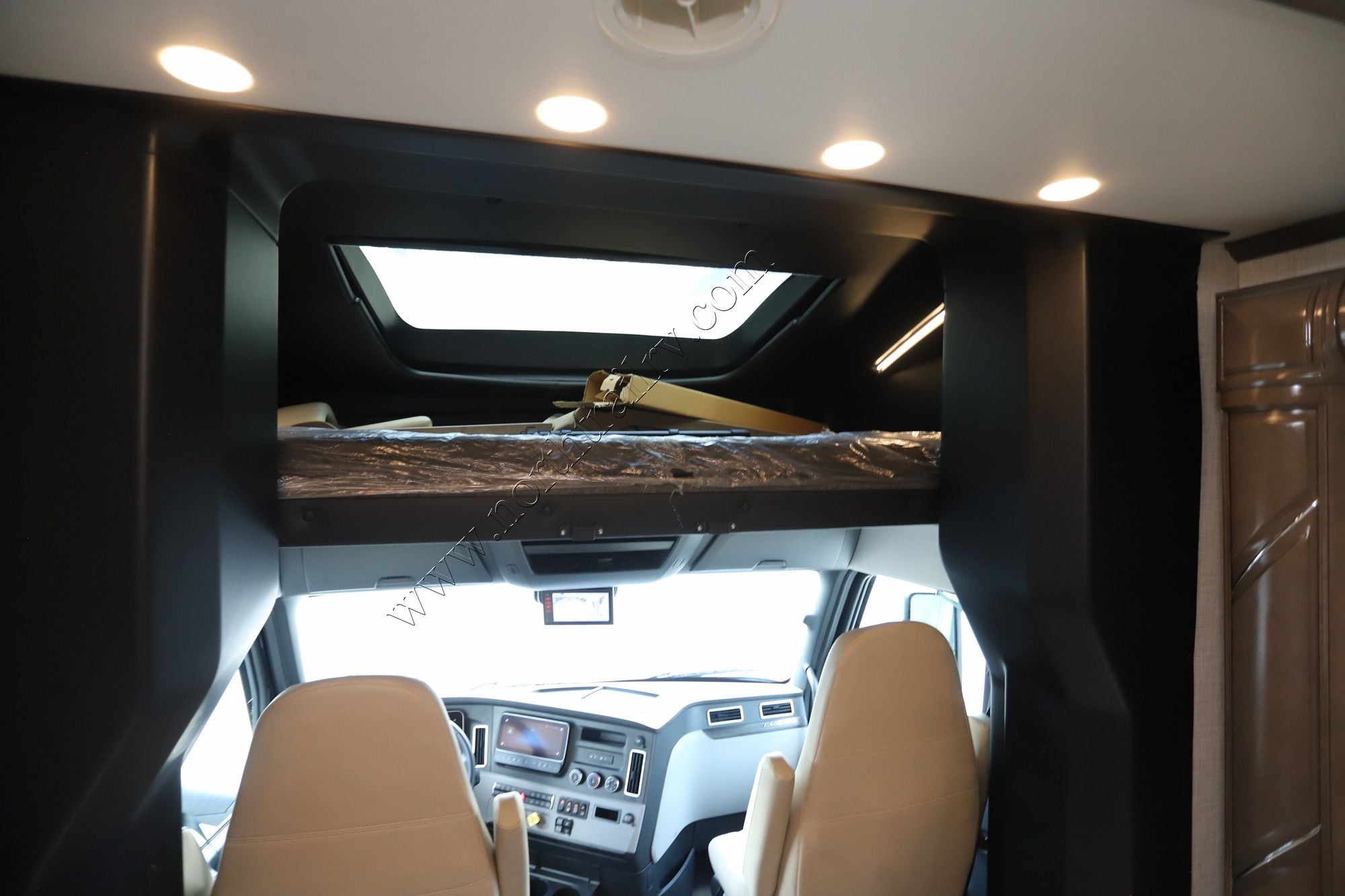 New 2027 Newmar Supreme Aire 3827 Super C  For Sale
